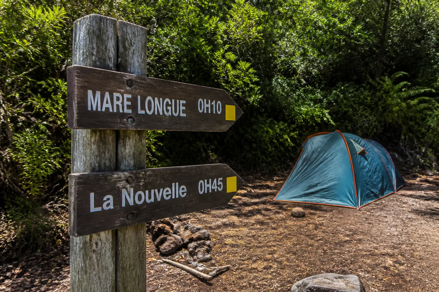 Bivouac ou gîte : quel choix pour randonner à La Réunion ?