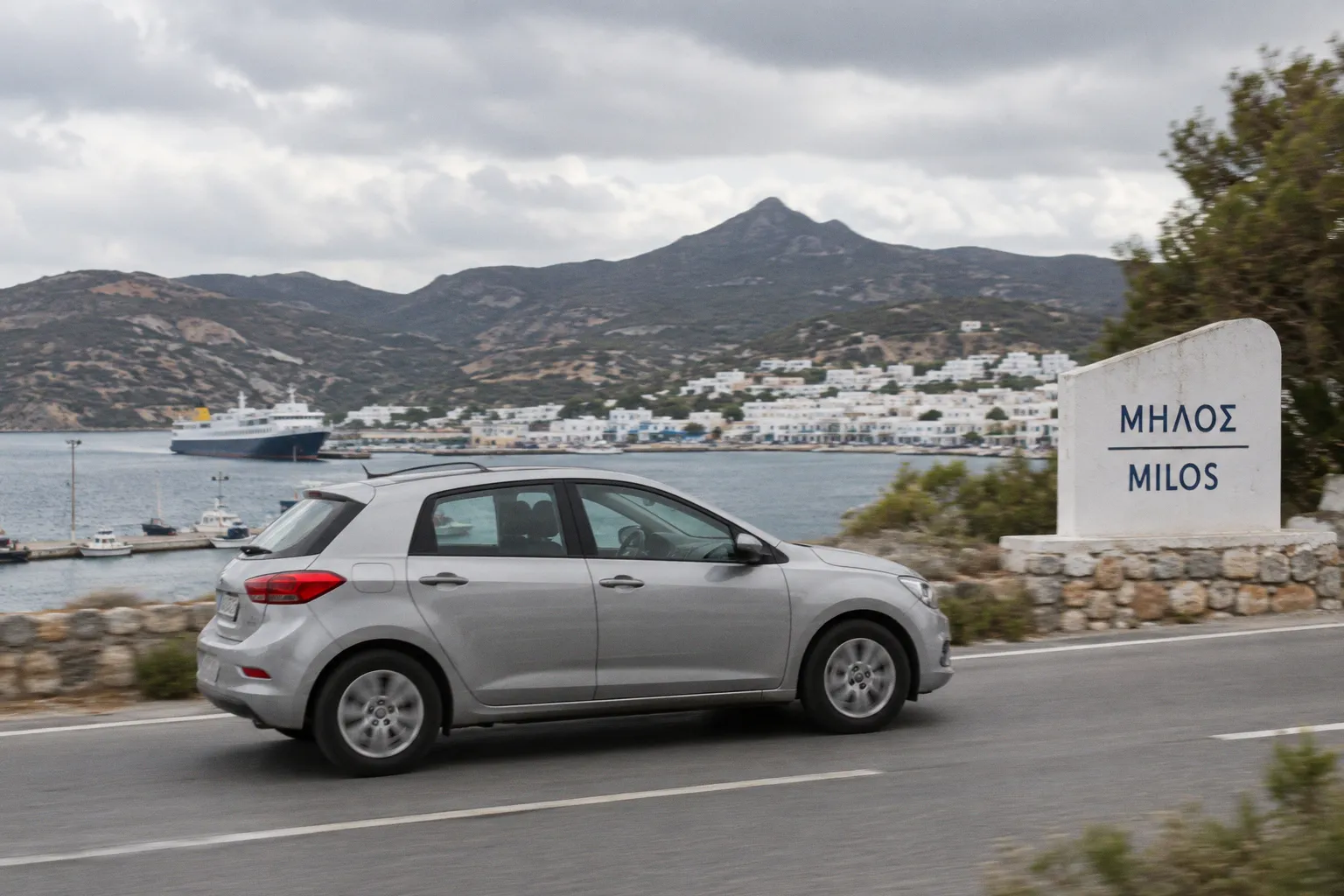 Location de voiture à Milos (Grèce) : guide pratique